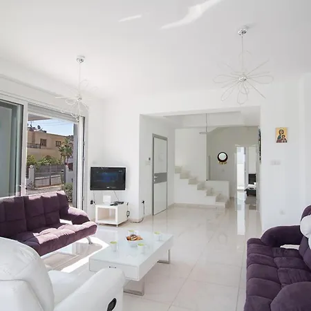 Beautiful 5 Star Holiday In A Prime Location In Protaras, Book Early To Secure Your Dates, 1230 Villa