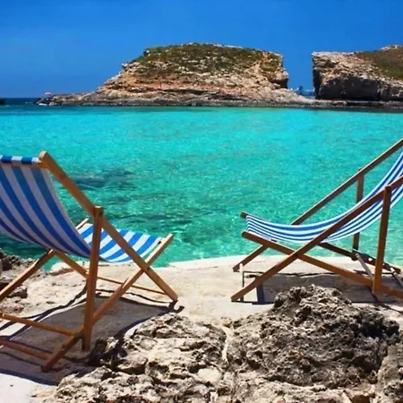Beautiful 5 Star Holiday In A Prime Location In Protaras, Book Early To Secure Your Dates, 1230 Βίλα *